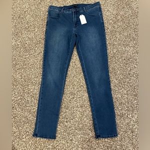 NWT Universal Standard Seine Mid Rise Skinny Jeans 32” True Blue